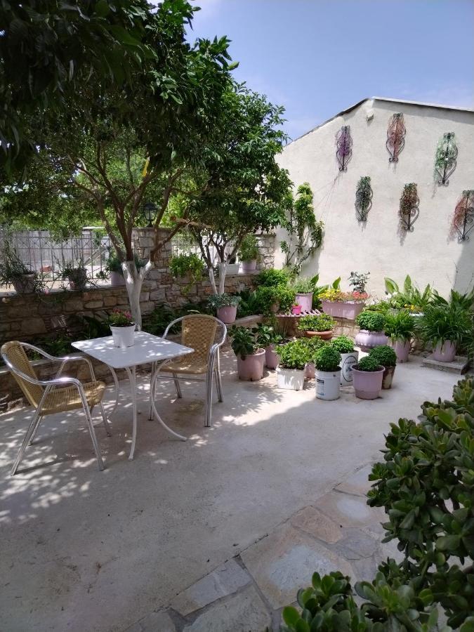 Ferienwohnung Pansion Matoula Skiathos-Stadt Exterior foto