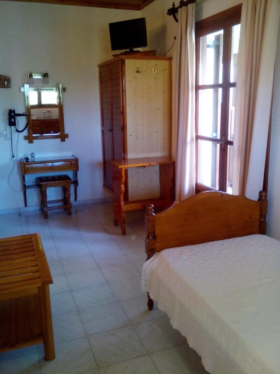 Ferienwohnung Pansion Matoula Skiathos-Stadt Exterior foto